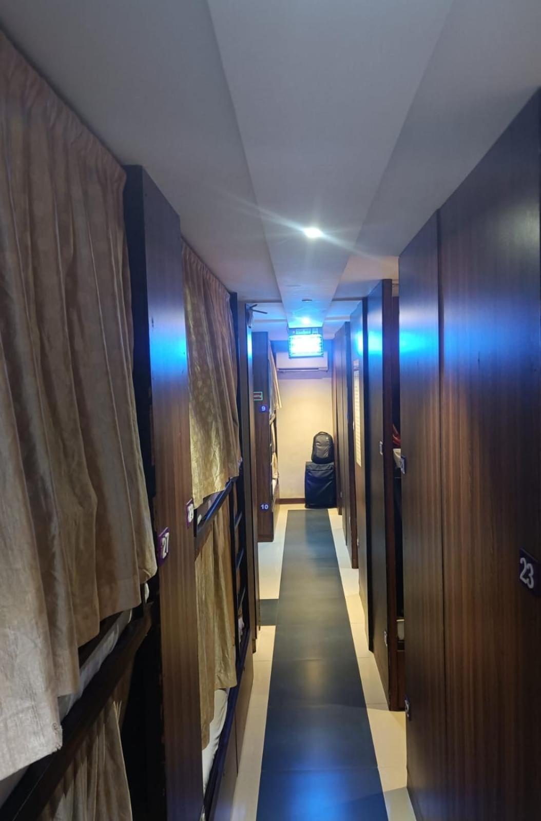 Almas Dormitory 24 Hours Aircondition Mumbai Ngoại thất bức ảnh